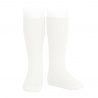 Buy Basic rib knee high socks CREAM in the online store Condor. Made in Spain. Visit the KNEE-HIGH RIBBED SOCKS section where you will find more colors and products that you will surely fall in love with. We invite you to take a look around our online store.