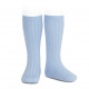 Compra Basic rib knee high socks LIGHT BLUE en la tienda online Condor. Fabricado en España. Visita la sección Ribbed (62 colours) donde encontrarás más colores y productos que seguro que te enamorarán. Te invitamos a darte una vuelta por nuestra tienda online.