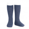 Compra Basic rib knee high socks JEANS en la tienda online Condor. Fabricado en España. Visita la sección KNEE-HIGH RIBBED SOCKS donde encontrarás más colores y productos que seguro que te enamorarán. Te invitamos a darte una vuelta por nuestra tienda online.