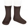 Buy Basic rib short socks BROWN in the online store Condor. Made in Spain. Visit the RIBBED SHORT SOCKS section where you will find more colors and products that you will surely fall in love with. We invite you to take a look around our online store.