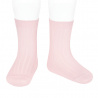 Buy Basic rib short socks PINK in the online store Condor. Made in Spain. Visit the RIBBED SHORT SOCKS section where you will find more colors and products that you will surely fall in love with. We invite you to take a look around our online store.