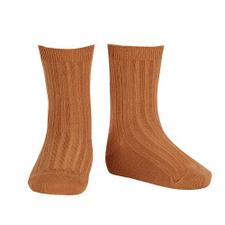Buy Basic rib short socks CINNAMON in the online store Condor. Made in Spain. Visit the RIBBED SHORT SOCKS section where you will find more colors and products that you will surely fall in love with. We invite you to take a look around our online store.
