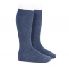 Compra Plain stitch basic knee high socks JEANS en la tienda online Condor. Fabricado en España. Visita la sección KNEE-HIGH PLAIN STITCH SOCKS donde encontrarás más colores y productos que seguro que te enamorarán. Te invitamos a darte una vuelta por nuestra tienda online.