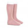 Buy Plain stitch basic knee high socks PALE PINK in the online store Condor. Made in Spain. Visit the KNEE-HIGH PLAIN STITCH SOCKS section where you will find more colors and products that you will surely fall in love with. We invite you to take a look around our online store.