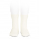 Compra Elastic cotton short socks BEIGE en la tienda online Condor. Fabricado en España. Visita la sección Lightweight donde encontrarás más colores y productos que seguro que te enamorarán. Te invitamos a darte una vuelta por nuestra tienda online.