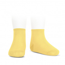 Buy Elastic cotton ankle socks LIMONCELLO in the online store Condor. Made in Spain. Visit the ANKLE SOCKS section where you will find more colors and products that you will surely fall in love with. We invite you to take a look around our online store.
