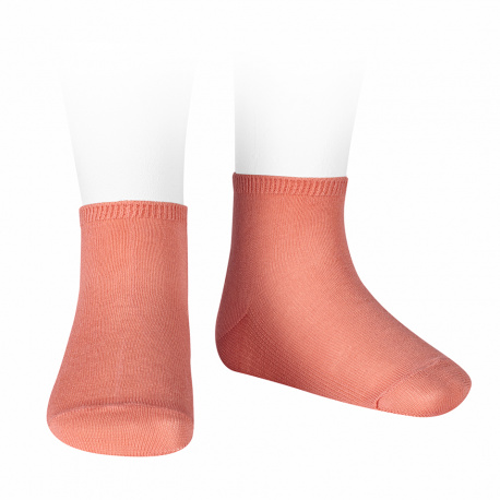 Buy Elastic cotton ankle socks PEONY in the online store Condor. Made in Spain. Visit the ANKLE SOCKS section where you will find more colors and products that you will surely fall in love with. We invite you to take a look around our online store.