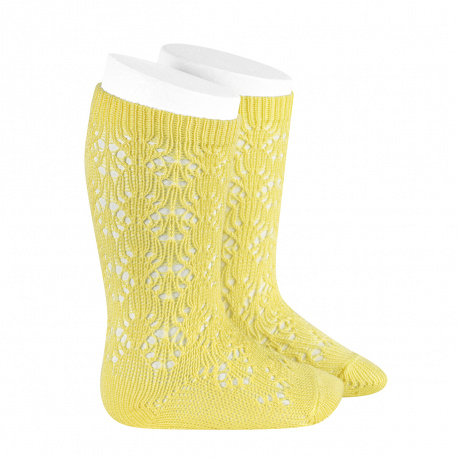 Compra Perle geometric openwork knee high socks LIMONCELLO en la tienda online Condor. Fabricado en España. Visita la sección BABY ELASTIC OPENWORK SOCKS donde encontrarás más colores y productos que seguro que te enamorarán. Te invitamos a darte una vuelta por nuestra tienda online.