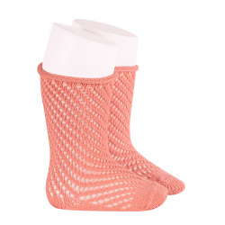 Buy Net openwork perle knee high socks w/rolled cuff PEONY in the online store Condor. Made in Spain. Visit the BABY ELASTIC OPENWORK SOCKS section where you will find more colors and products that you will surely fall in love with. We invite you to take a look around our online store.