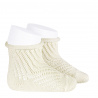 Buy Net openwork perle short socks with rolled cuff BEIGE in the online store Condor. Made in Spain. Visit the BABY ELASTIC OPENWORK SOCKS section where you will find more colors and products that you will surely fall in love with. We invite you to take a look around our online store.