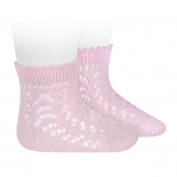 Compra Cotton openwork short socks PINK en la tienda online Condor. Fabricado en España. Visita la sección BABY OPENWORK SOCKS donde encontrarás más colores y productos que seguro que te enamorarán. Te invitamos a darte una vuelta por nuestra tienda online.