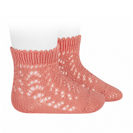 Buy Cotton openwork short socks PEONY in the online store Condor. Made in Spain. Visit the BABY OPENWORK SOCKS section where you will find more colors and products that you will surely fall in love with. We invite you to take a look around our online store.