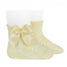 Buy Cotton openwork short socks with bow BUTTER in the online store Condor. Made in Spain. Visit the BABY OPENWORK SOCKS section where you will find more colors and products that you will surely fall in love with. We invite you to take a look around our online store.