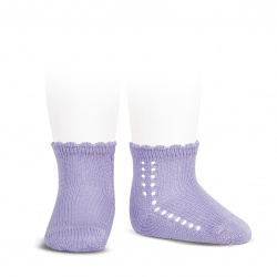 Compra Perle side openwork short socks MAUVE en la tienda online Condor. Fabricado en España. Visita la sección SOCKS donde encontrarás más colores y productos que seguro que te enamorarán. Te invitamos a darte una vuelta por nuestra tienda online.