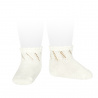 Buy Perle diagonal openwork short socks BEIGE in the online store Condor. Made in Spain. Visit the BABY OPENWORK SOCKS section where you will find more colors and products that you will surely fall in love with. We invite you to take a look around our online store.