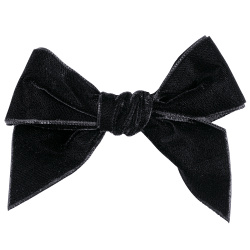 Buy Hair clip with velvet bow BLACK in the online store Condor. Made in Spain. Visit the HAIR ACCESSORIES section where you will find more colors and products that you will surely fall in love with. We invite you to take a look around our online store.