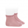 Buy Ceremony short socks with openwork cuff PALE PINK in the online store Condor. Made in Spain. Visit the LACE AND TULLE SOCKS section where you will find more colors and products that you will surely fall in love with. We invite you to take a look around our online store.