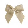 Buy Hairclip with grossgrain bow CAMEL in the online store Condor. Made in Spain. Visit the HAIR ACCESSORIES section where you will find more colors and products that you will surely fall in love with. We invite you to take a look around our online store.