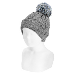 Compra Chunky knit hat with multicolour pompom LIGHT GREY en la tienda online Condor. Fabricado en España. Visita la sección SALES donde encontrarás más colores y productos que seguro que te enamorarán. Te invitamos a darte una vuelta por nuestra tienda online.