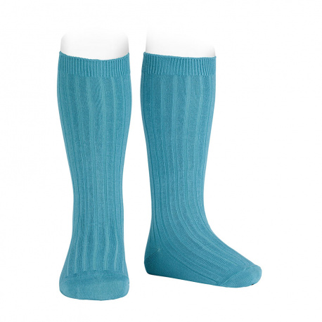 Buy Basic rib knee high socks STONE BLUE in the online store Condor. Made in Spain. Visit the KNEE-HIGH RIBBED SOCKS section where you will find more colors and products that you will surely fall in love with. We invite you to take a look around our online store.