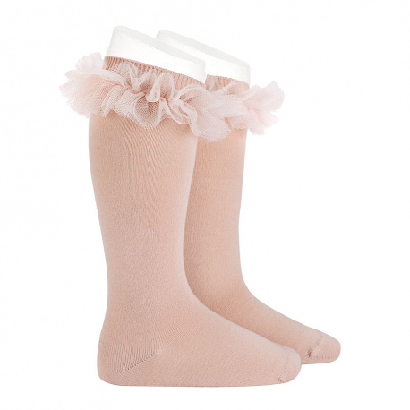 Buy Tulle ruffle knee socks OLD ROSE in the online store Condor. Made in Spain. Visit the GIRL SPECIAL SOCKS section where you will find more colors and products that you will surely fall in love with. We invite you to take a look around our online store.