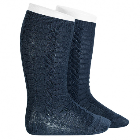 Compra Braided knee socks NAVY BLUE en la tienda online Condor. Fabricado en España. Visita la sección PATTERNED BABY SOCKS donde encontrarás más colores y productos que seguro que te enamorarán. Te invitamos a darte una vuelta por nuestra tienda online.