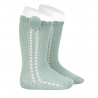 Buy Side openwork perle knee high socks withpompom SEA MIST in the online store Condor. Made in Spain. Visit the POMPOM BABY SOCKS section where you will find more colors and products that you will surely fall in love with. We invite you to take a look around our online store.