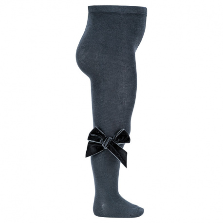 Buy Cotton tights with side velvet bow COAL in the online store Condor. Made in Spain. Visit the TIGHTS WITH BOWS section where you will find more colors and products that you will surely fall in love with. We invite you to take a look around our online store.