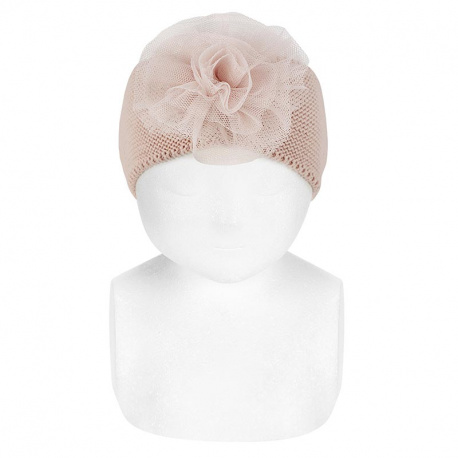 Buy Garter stitch headband with tulle flower OLD ROSE in the online store Condor. Made in Spain. Visit the HAIR ACCESSORIES section where you will find more colors and products that you will surely fall in love with. We invite you to take a look around our online store.