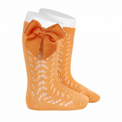 Buy Perle openwork knee PEACH in the online store Condor. Made in Spain. Visit the BABY OPENWORK SOCKS section where you will find more colors and products that you will surely fall in love with. We invite you to take a look around our online store.