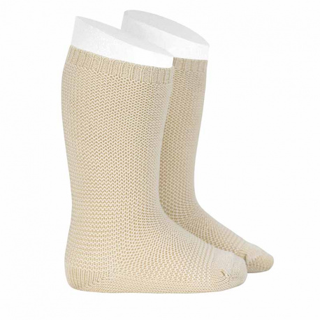 Buy Garter stitch knee high socks LINEN in the online store Condor. Made in Spain. Visit the PERLE BABY SOCKS section where you will find more colors and products that you will surely fall in love with. We invite you to take a look around our online store.