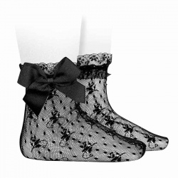 Compra Ceremony silk lace souquet with bow BLACK en la tienda online Condor. Fabricado en España. Visita la sección Ceremony for girl donde encontrarás más colores y productos que seguro que te enamorarán. Te invitamos a darte una vuelta por nuestra tienda online.