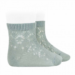 Buy Perle cotton socks with geometric openwork SEA MIST in the online store Condor. Made in Spain. Visit the BABY ELASTIC OPENWORK SOCKS section where you will find more colors and products that you will surely fall in love with. We invite you to take a look around our online store.