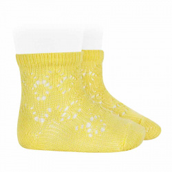 Buy Perle cotton socks with geometric openwork LIMONCELLO in the online store Condor. Made in Spain. Visit the BABY ELASTIC OPENWORK SOCKS section where you will find more colors and products that you will surely fall in love with. We invite you to take a look around our online store.
