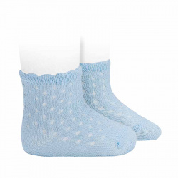 Buy Openwork extrafine perle socks with waved cuff BABY BLUE in the online store Condor. Made in Spain. Visit the EXTRAFINE OPENWORK SOCKS section where you will find more colors and products that you will surely fall in love with. We invite you to take a look around our online store.
