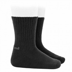 Buy Terry sole sport socks BLACK in the online store Condor. Made in Spain. Visit the SPORT SOCKS section where you will find more colors and products that you will surely fall in love with. We invite you to take a look around our online store.