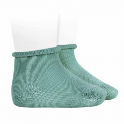 Compra Perle baby socks with rolled cuff FRESH GREEN en la tienda online Condor. Fabricado en España. Visita la sección For baby donde encontrarás más colores y productos que seguro que te enamorarán. Te invitamos a darte una vuelta por nuestra tienda online.