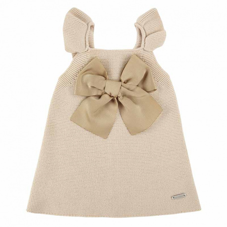 Buy Garter stitch dress with large grosgrainbow LINEN in the online store Condor. Made in Spain. Visit the GARTER STITCH COLLECTION section where you will find more colors and products that you will surely fall in love with. We invite you to take a look around our online store.