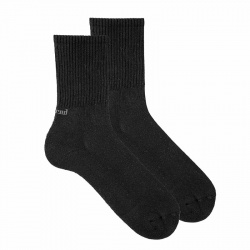 Buy Men terry sole sport socks BLACK in the online store Condor. Made in Spain. Visit the MAN SPORT AND HOMEWEAR SOCKS section where you will find more colors and products that you will surely fall in love with. We invite you to take a look around our online store.