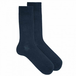 Buy Loose fitting socks in elastic cotton for men NAVY BLUE in the online store Condor. Made in Spain. Visit the SPRING MAN SOCKS section where you will find more colors and products that you will surely fall in love with. We invite you to take a look around our online store.