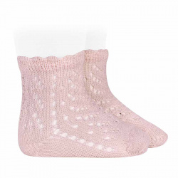 Buy Perle openwork socks with waved cuff PINK in the online store Condor. Made in Spain. Visit the BABY OPENWORK SOCKS section where you will find more colors and products that you will surely fall in love with. We invite you to take a look around our online store.