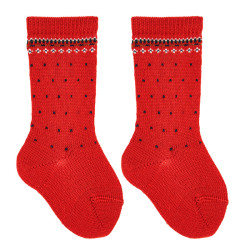 Compra Merino wool-blend border knee socks RED en la tienda online Condor. Fabricado en España. Visita la sección Fancy baby socks donde encontrarás más colores y productos que seguro que te enamorarán. Te invitamos a darte una vuelta por nuestra tienda online.