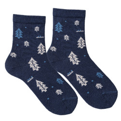 Compra Merino wool-blend fir short socks NAVY BLUE en la tienda online Condor. Fabricado en España. Visita la sección Fancy children socks donde encontrarás más colores y productos que seguro que te enamorarán. Te invitamos a darte una vuelta por nuestra tienda online.