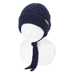Compra Textured merino wool-blend knit hat NAVY BLUE en la tienda online Condor. Fabricado en España. Visita la sección SALES donde encontrarás más colores y productos que seguro que te enamorarán. Te invitamos a darte una vuelta por nuestra tienda online.