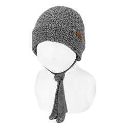 Compra Textured merino wool-blend knit hat LIGHT GREY en la tienda online Condor. Fabricado en España. Visita la sección SALES donde encontrarás más colores y productos que seguro que te enamorarán. Te invitamos a darte una vuelta por nuestra tienda online.