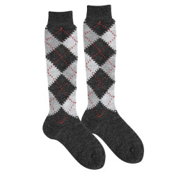 Buy Classic argyle knee socks DARK GREY in the online store Condor. Made in Spain. Visit the CLASSIC INTARSIA SOCKS section where you will find more colors and products that you will surely fall in love with. We invite you to take a look around our online store.