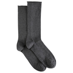 Buy Men modal loose fitting socks with rolled cuff DARK GREY in the online store Condor. Made in Spain. Visit the AUTUMN-WINTER MAN SOCKS section where you will find more colors and products that you will surely fall in love with. We invite you to take a look around our online store.