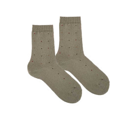 Compra Seaqual small dots embroidery short socks MINK en la tienda online Condor. Fabricado en España. Visita la sección SEAQUAL donde encontrarás más colores y productos que seguro que te enamorarán. Te invitamos a darte una vuelta por nuestra tienda online.