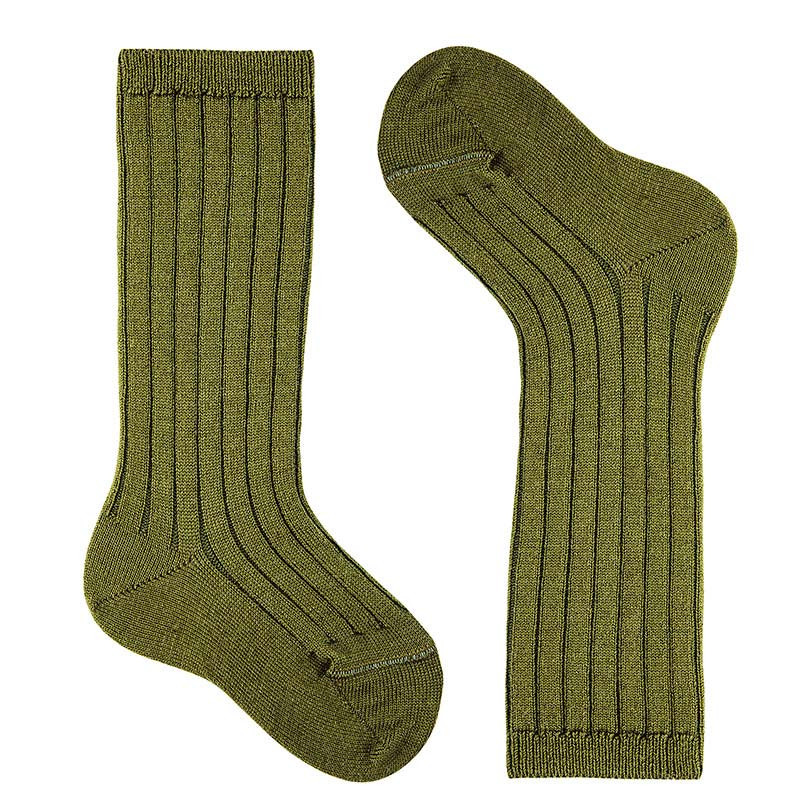 Buy Merino wool-blend rib knee socks MOSS in the online store Condor. Made in Spain. Visit the BASIC WOOL BABY SOCKS section where you will find more colors and products that you will surely fall in love with. We invite you to take a look around our online store.