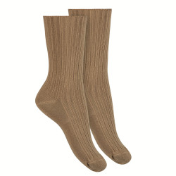 Buy Woman modal rib loose fitting socks CAMEL in the online store Condor. Made in Spain. Visit the WOMAN AUTUMN-WINTER SOCKS section where you will find more colors and products that you will surely fall in love with. We invite you to take a look around our online store.